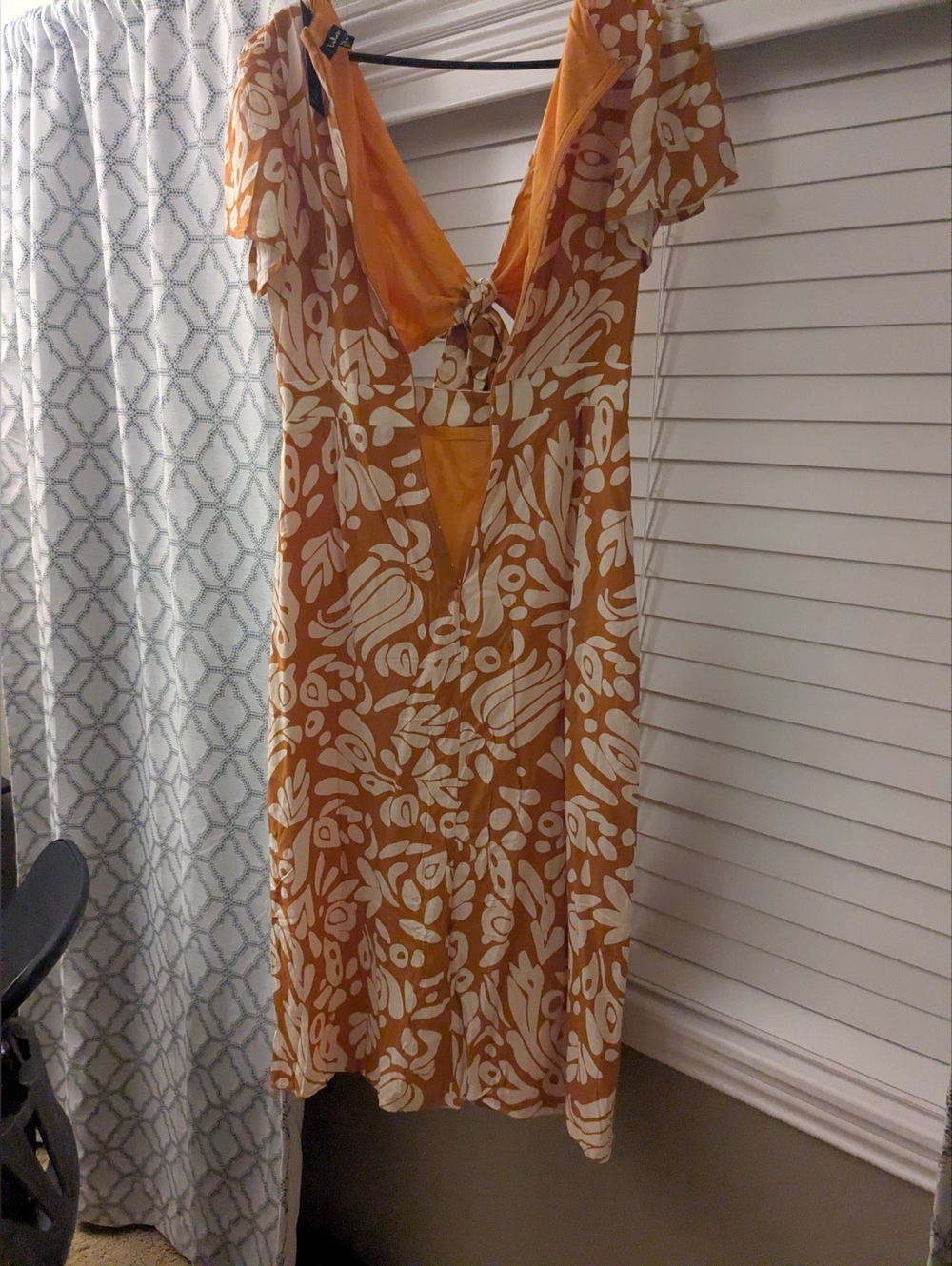 Lulus Orange & White Floral Tie-Front Midi Dress - Picture 3 of 3